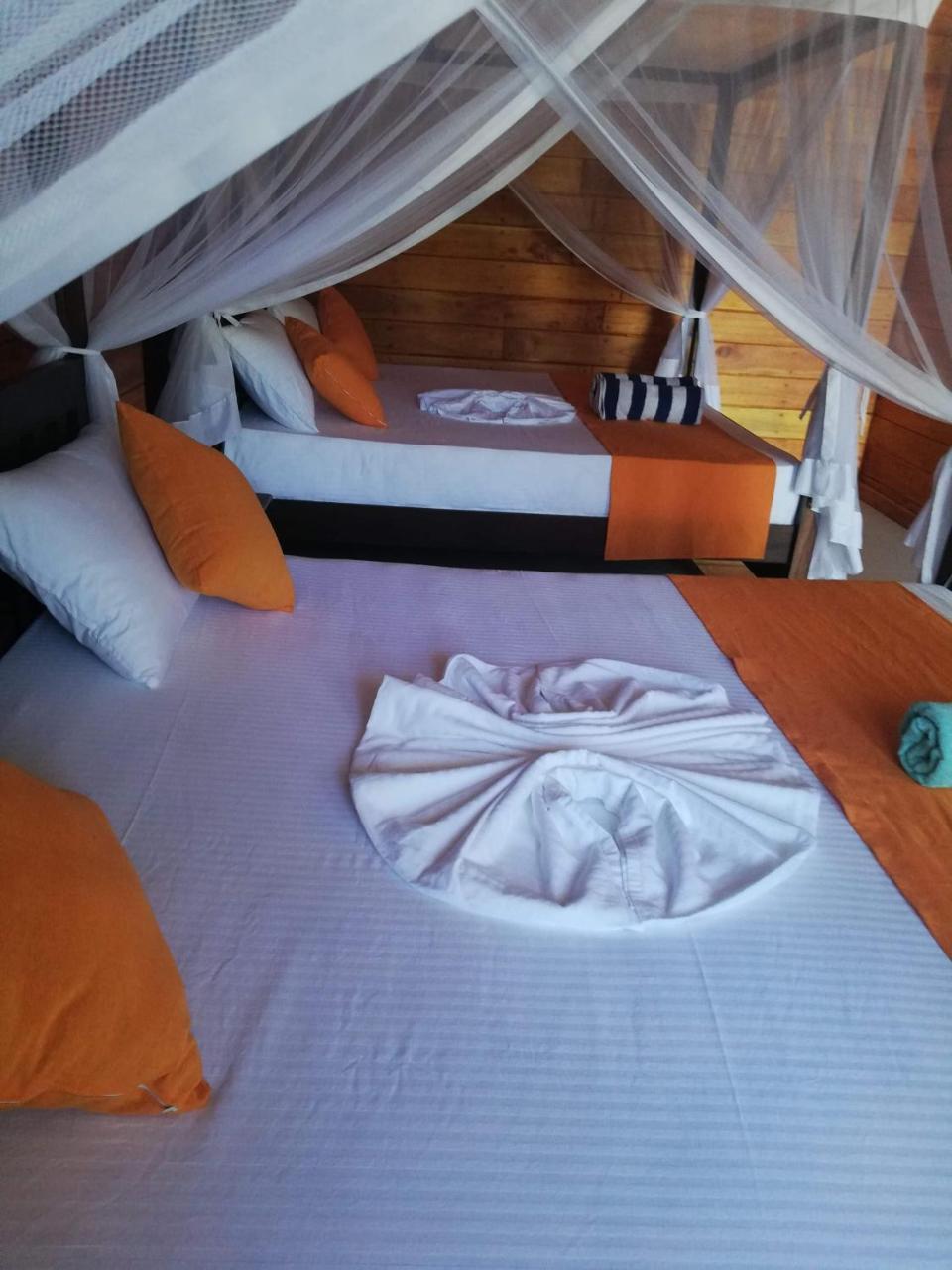 Eden Reverie Deluxe Rooms And Spa Тангалла Экстерьер фото